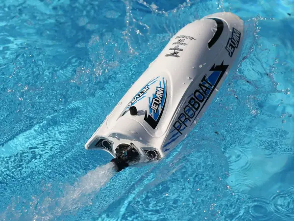 Pro Boat Jet Jam 12 V2 RTR — image 23 of 23