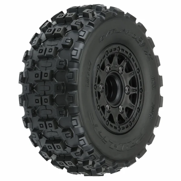 ProLine Badlands MX SC 2.2/3.0 M2 Tyres Mounted on Raid 6X30 Black Wheels (2)