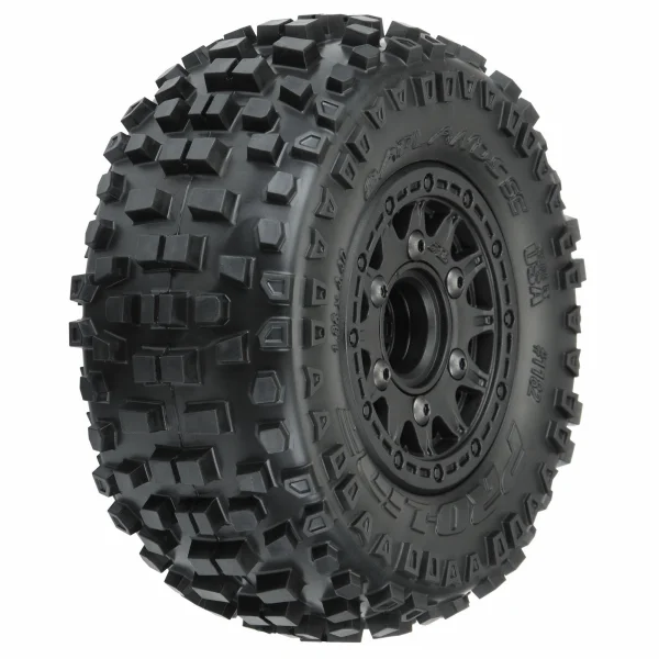 ProLine Badlands SC 2.2/3.0 Tyres On Raid 6X30 Black Wheels Wheels (2)