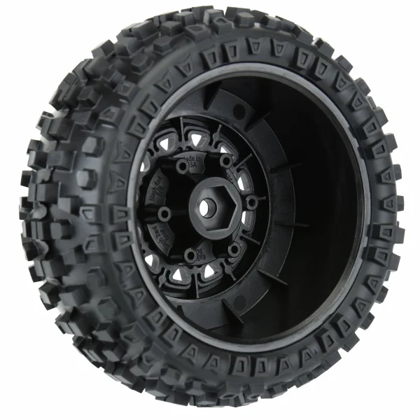 ProLine Badlands SC 2.2/3.0 Tyres On Raid 6X30 Black Wheels Wheels (2)