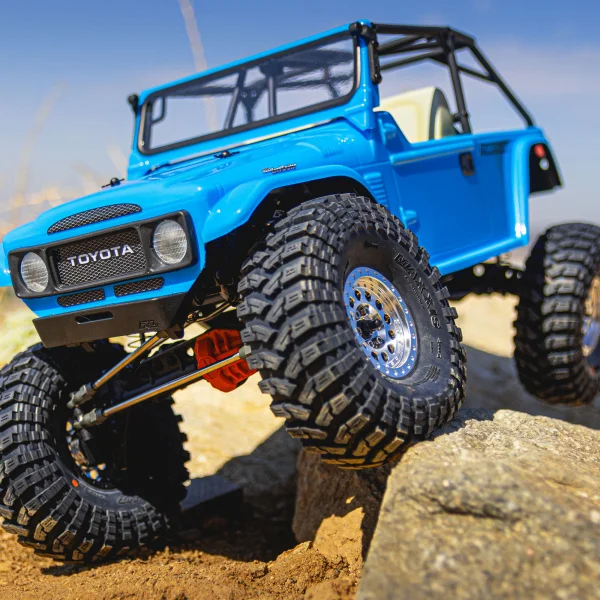 1:10 1979 Toyota Land Cruiser FJ40 Clear Body/Cage 12.3 WB — image 11 of 11