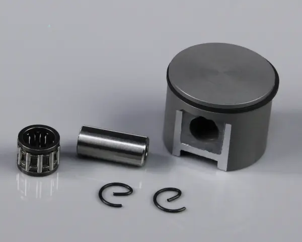 Stinger Engines Piston and Accessories including C-Clips / Rings / Gudgeon Bearing and Pin / Spacers (fits 10cc SE) — image 2 of 2