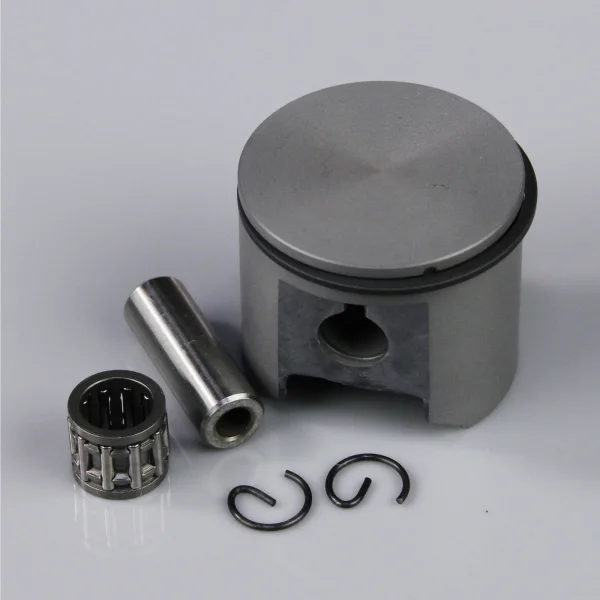 Stinger Engines Piston and Accessories including C-Clips / Rings / Gudgeon Bearing and Pin / Spacers (fits 20cc RE)