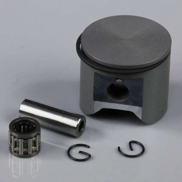Stinger Engines Piston (1) and Accessories including C-Clips / Ring / Gudgeon Bearing and Pin (fits 30cc Twin)