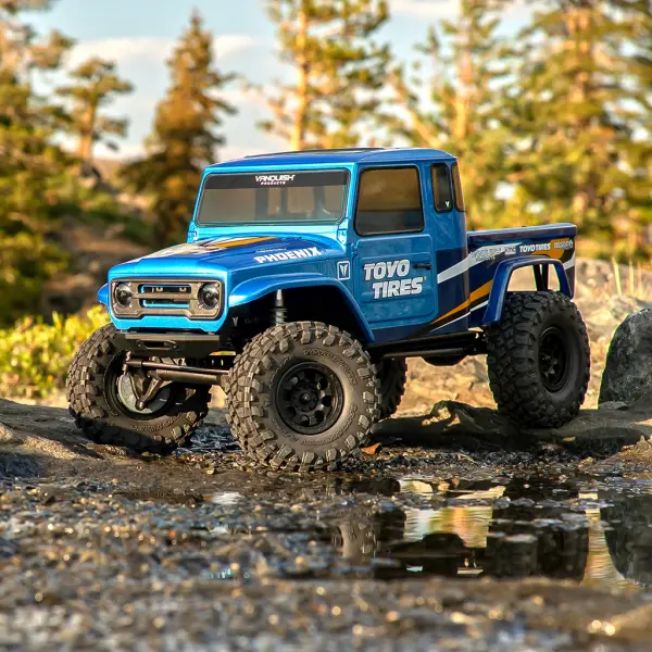 Vanquish VS4-10 Phoenix Portal RTR - Toyo Edition — image 9 of 10