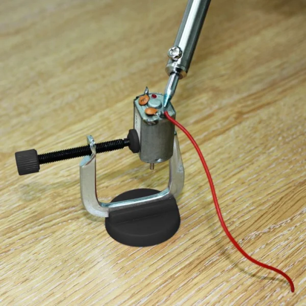 Modelcraft 3 G-Clamps + Magnet (PCl1003)
