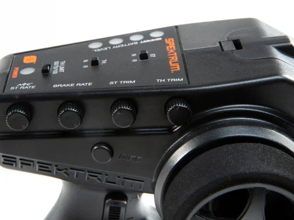 Spektrum DX3 DSMR Transmitter With SR315 Receiver