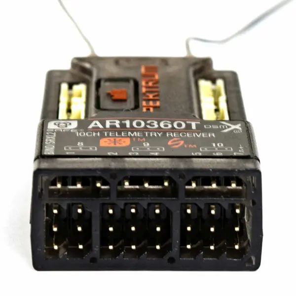 Spektrum AR10360T DSMX 10 Channel AS3X And SAFE Telemetry Receiver — image 5 of 6