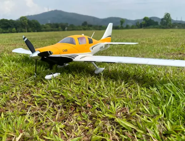 Fox Hobby C400 Intermediate Sports 1100mm - PNP With Gyro Flight Controller &mdash; image 6 of 18