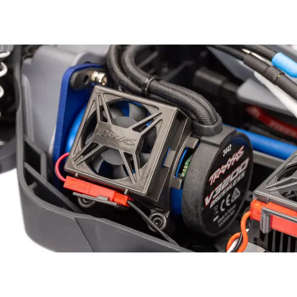 Traxxas Rustler 4WD VX3 &mdash; image 22 of 52