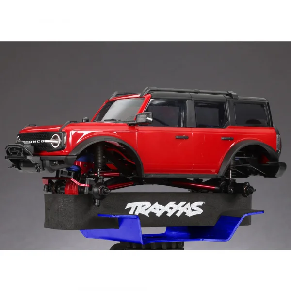 Traxxas 1:10 - 1:18 Aluminium RC Car/Truck Stand - Blue — image 7 of 10