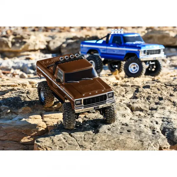 Traxxas TRX-4 Ford F-150 Ranger XLT High Trail Edition — image 16 of 54