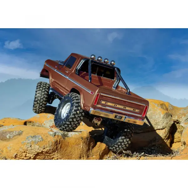 Traxxas TRX-4 Ford F-150 Ranger XLT High Trail Edition — image 50 of 54