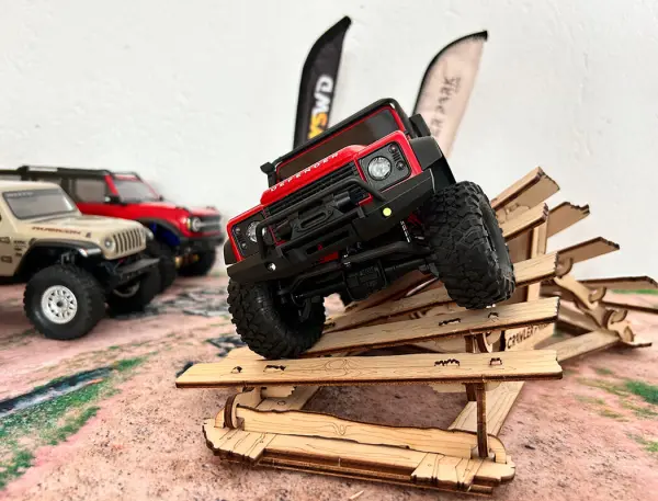 Crawler Park Home Kit - 1:18 + 1:24 - 3 Obstacles — image 7 of 20