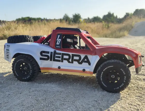 UDI RC Sierra Brushless &mdash; image 11 of 12
