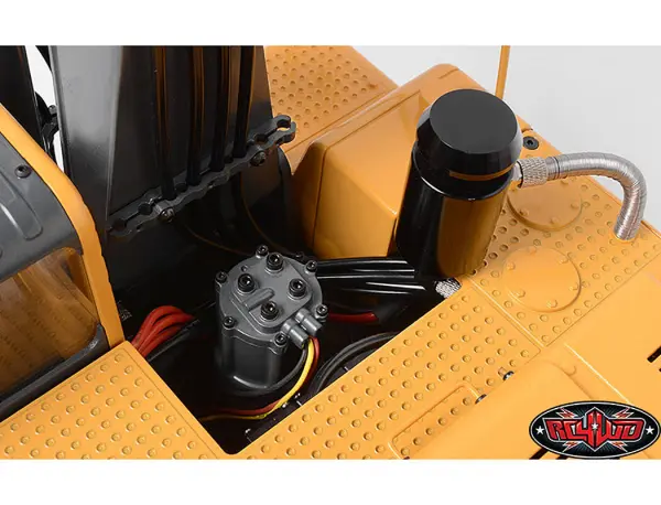 RC4WD 1:14 Scale Earth Digger 360L Hydraulic Excavator (RTR) — image 9 of 20