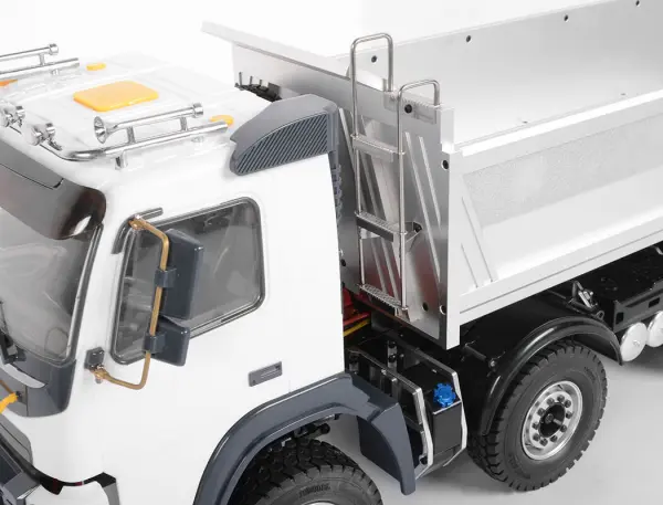 RC4WD 1:14 8x8 Armageddon Hydraulic Dump Truck (FMX) RC4WD &mdash; image 3 of 20