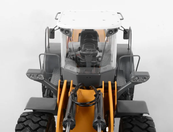 RC4WD 1:14 Scale Earth Mover 870K Hydraulic Wheel Loader w/White Cab RC4WD