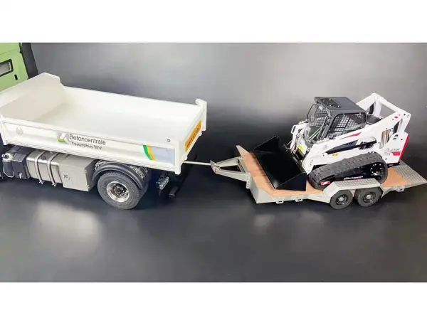 RC4WD 1:14 Trailer for R350 Compact Track Loader RC4WD &mdash; image 14 of 15