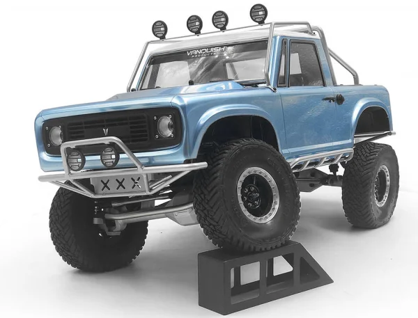 RC4WD Tri-X Steel Stinger Front Bumper W/ Lights For Vanquish Vs4-10 Origin Body (Silver) — image 8 of 9