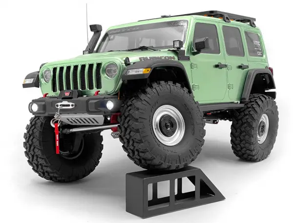 RC4WD OEM Narrow Front Winch Bumper With Steering Guard For Axail — image 15 of 17