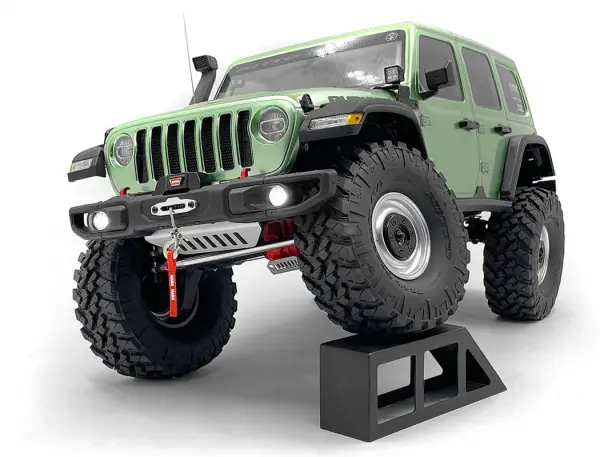 RC4WD OEM Wide Front Winch Bumper With Steering Guard For Axial — image 16 of 19