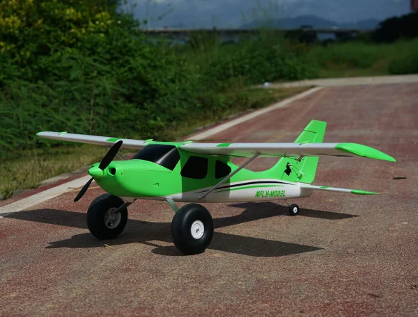 XFly Glastar V2 Bush Trainer 1233mm ARTF - Green