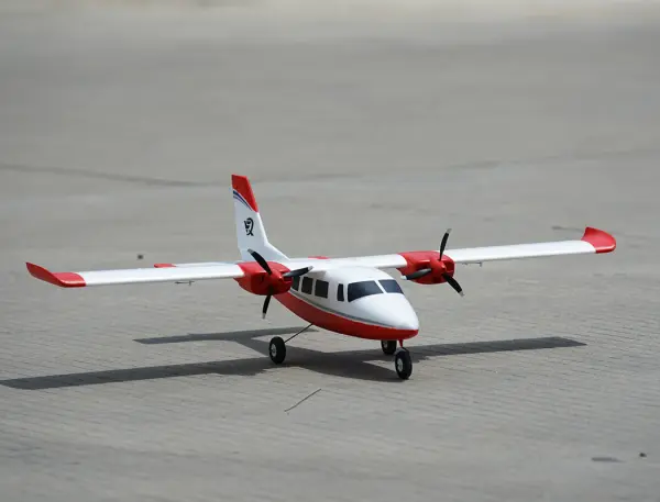 XFly P68 Twin 850mm PNP - Red &mdash; image 5 of 20