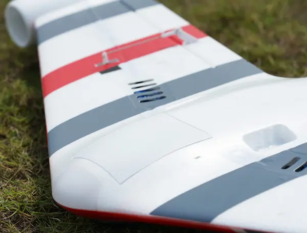 XFly Eagle 40mm EDF Flying Wing - PNP With Gyro - Red &mdash; image 9 of 20