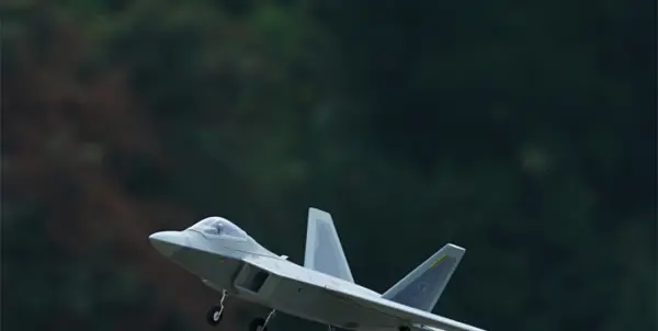 XFly F-22 EDF Jet &mdash; image 9 of 20