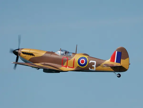 XFly Supermarine Spitfire Mk IX Brown 1200mm &mdash; image 8 of 20