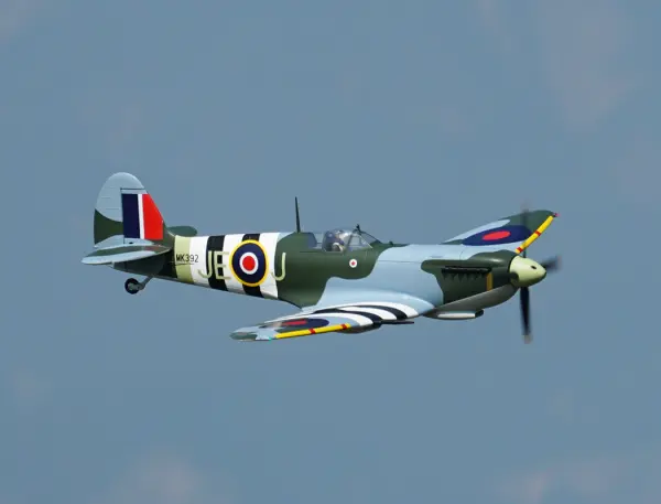 XFly Supermarine Spitfire Mk IX Green 1200mm &mdash; image 8 of 20