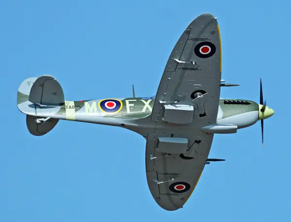 XFly Supermarine Spitfire Mk IX 1200mm - Spirit of Kent &mdash; image 15 of 18
