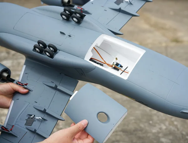 XFly Globemaster C-17 - Quad 40mm EDF 1200mm