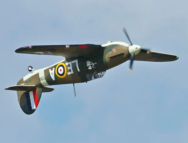 XFly Hawker Hurricane Mk1 Brown/Green 1200mm PNP