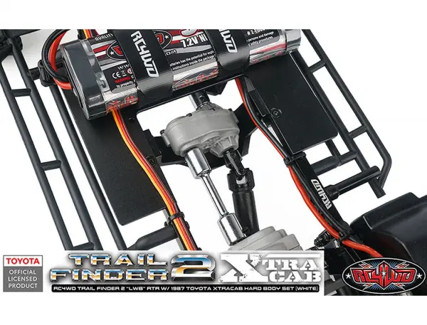 RC4WD Trailfinder 2 LWB RTR With 1987 Toyota Xtracab Hard Body — image 20 of 20