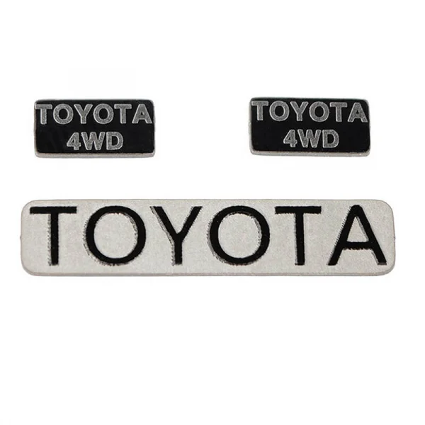 RC4WD Metal Emblems 1985/1987 Toyota Pickups/Xtracab — image 1 of 3