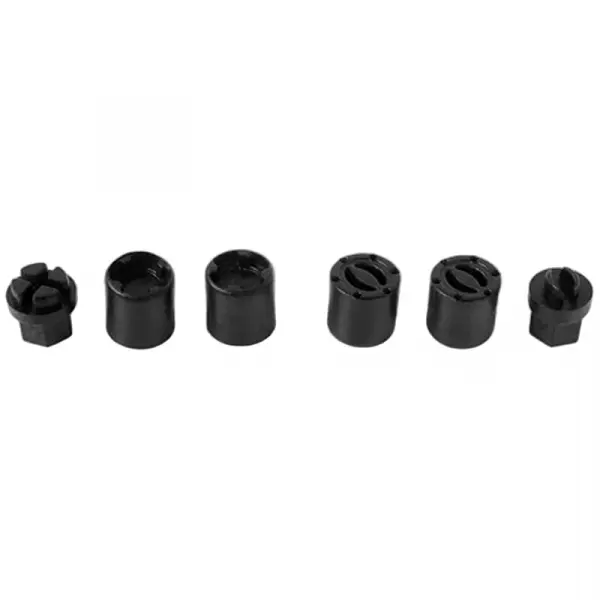 RC4WD 1:18 Scale Warn Front and Rear Hubs RC4WD — image 1 of 7