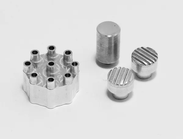 RC4WD Edelbrock 1:10 Scale V8 Motor Dress up Kit by REC RC4WD
