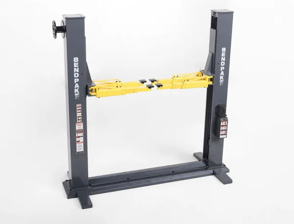 RC4WD 1:10 BendPak XPR-9S Two-Post Auto Lift RC4WD