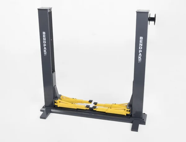 RC4WD 1:10 BendPak XPR-9S Two-Post Auto Lift RC4WD