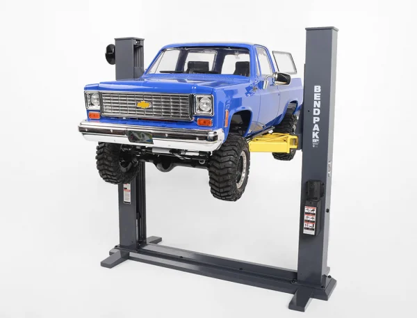 RC4WD 1:10 BendPak XPR-9S Two-Post Auto Lift RC4WD