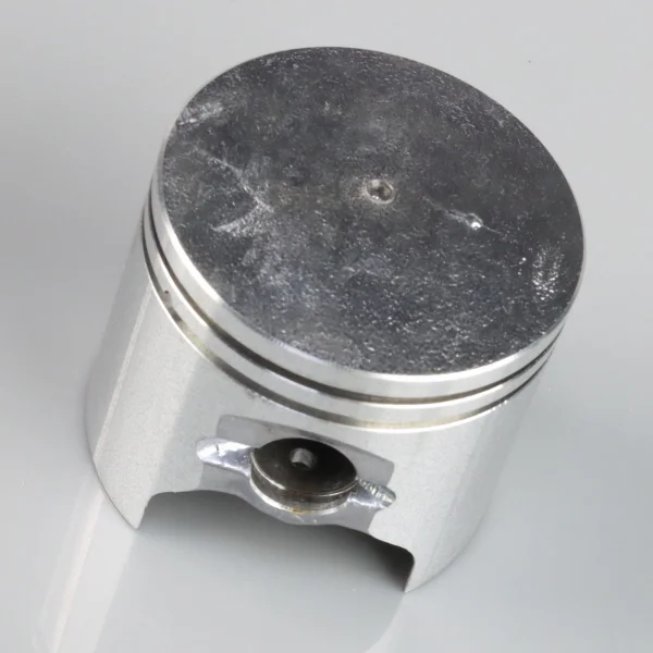 GT80 Piston