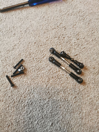 TT-02 Front hub DIY mod