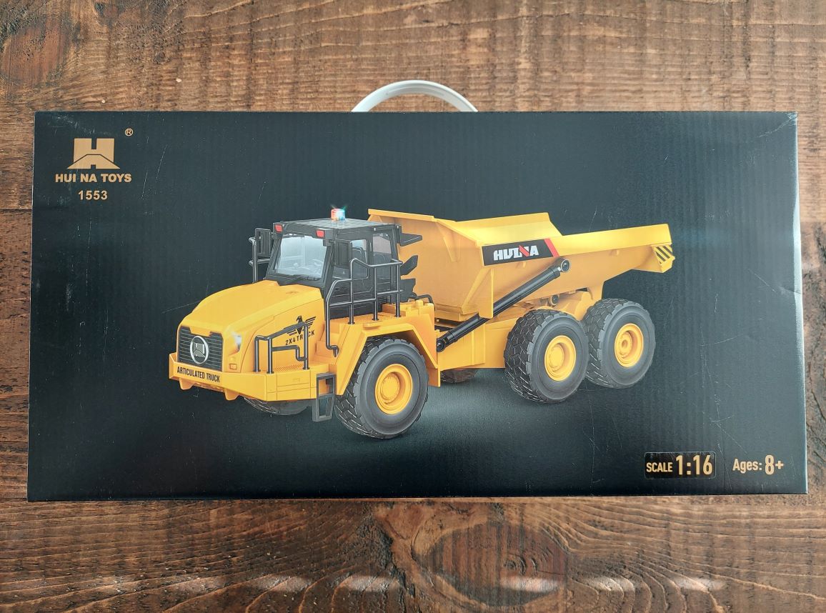 Huina Articulated dump truck ( CY1553 ) unboxing