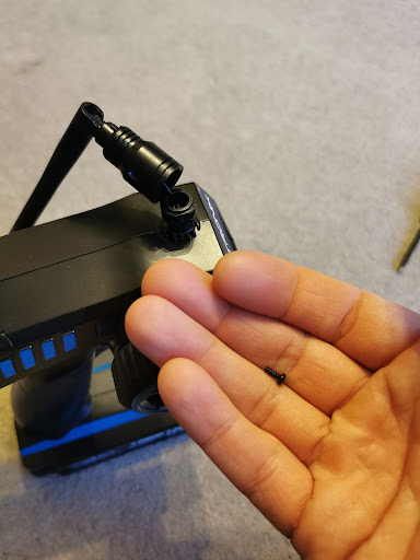 How to replace Etronix Pulse transmitter antenna