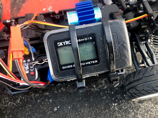 UDI RC 1:16 brushless speed runs