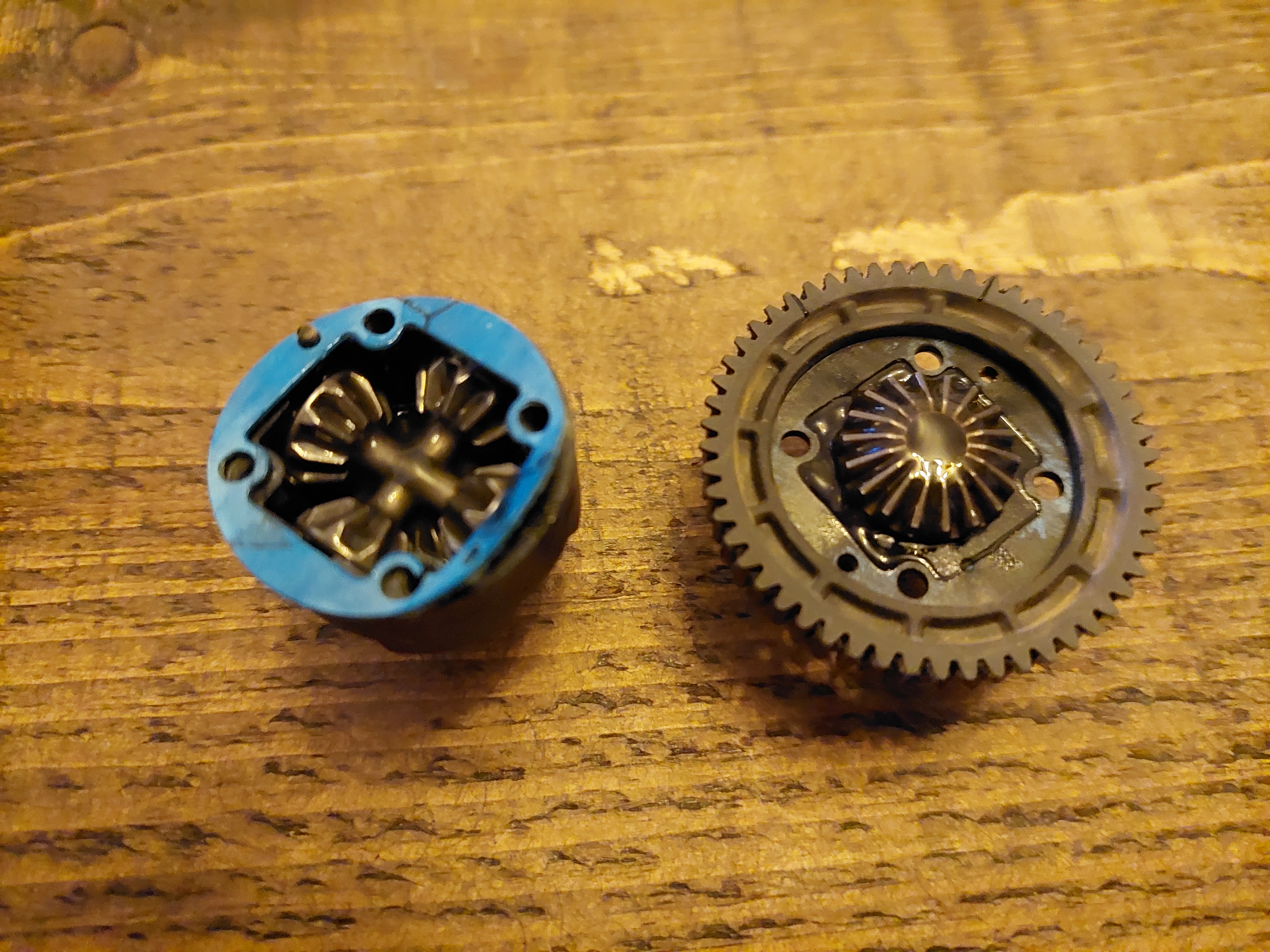 How to replace a spur gear on the Rival MT10
