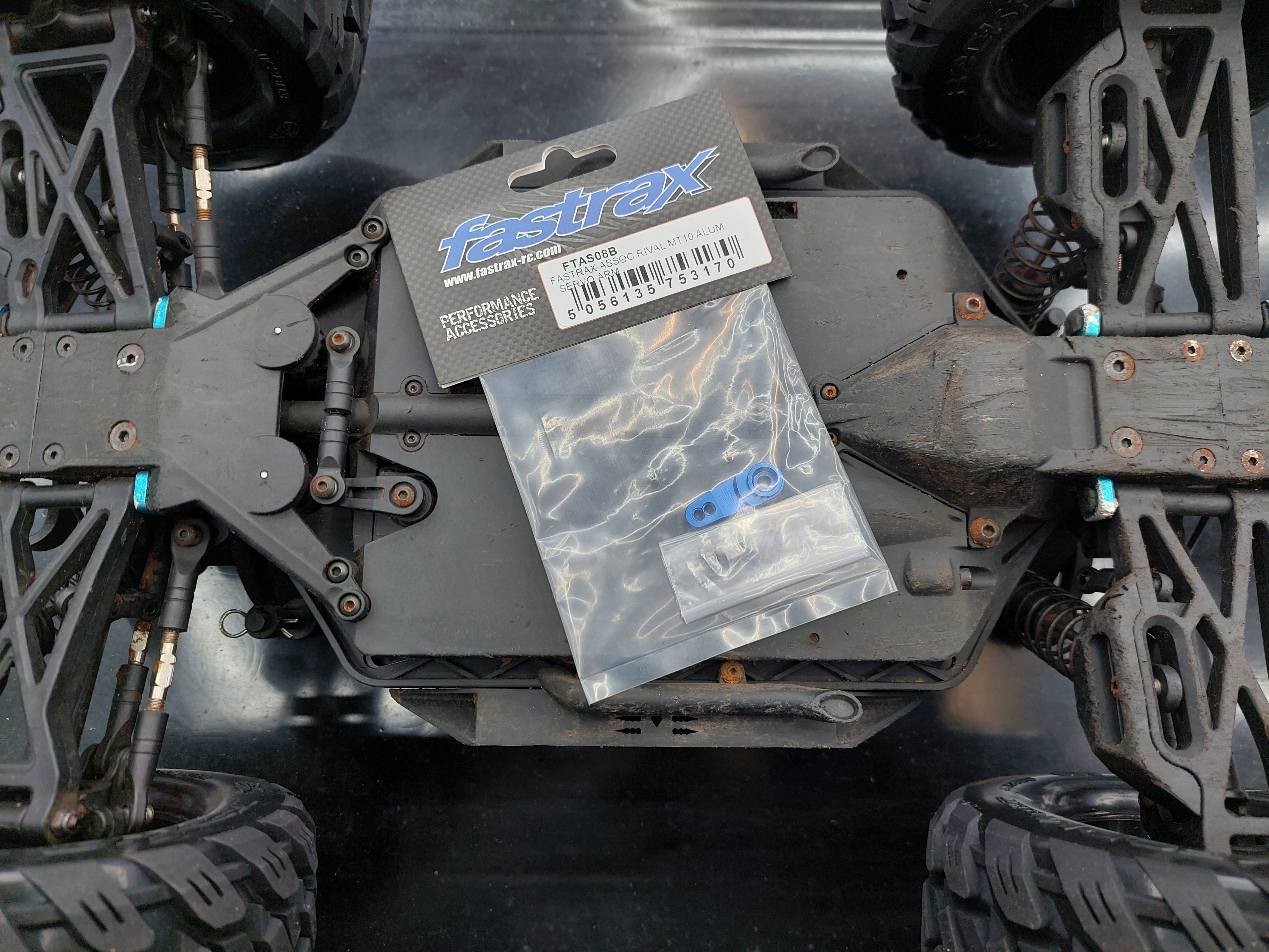 Rival MT10 servo horn upgrade
