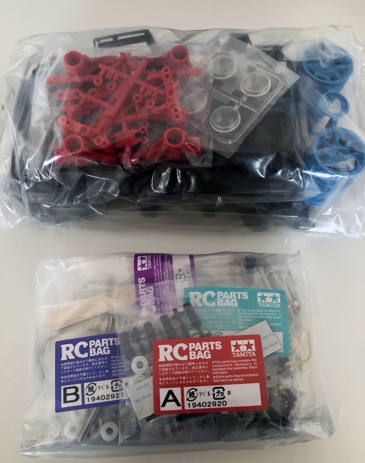 Tamiya MF-01X Escort unboxing